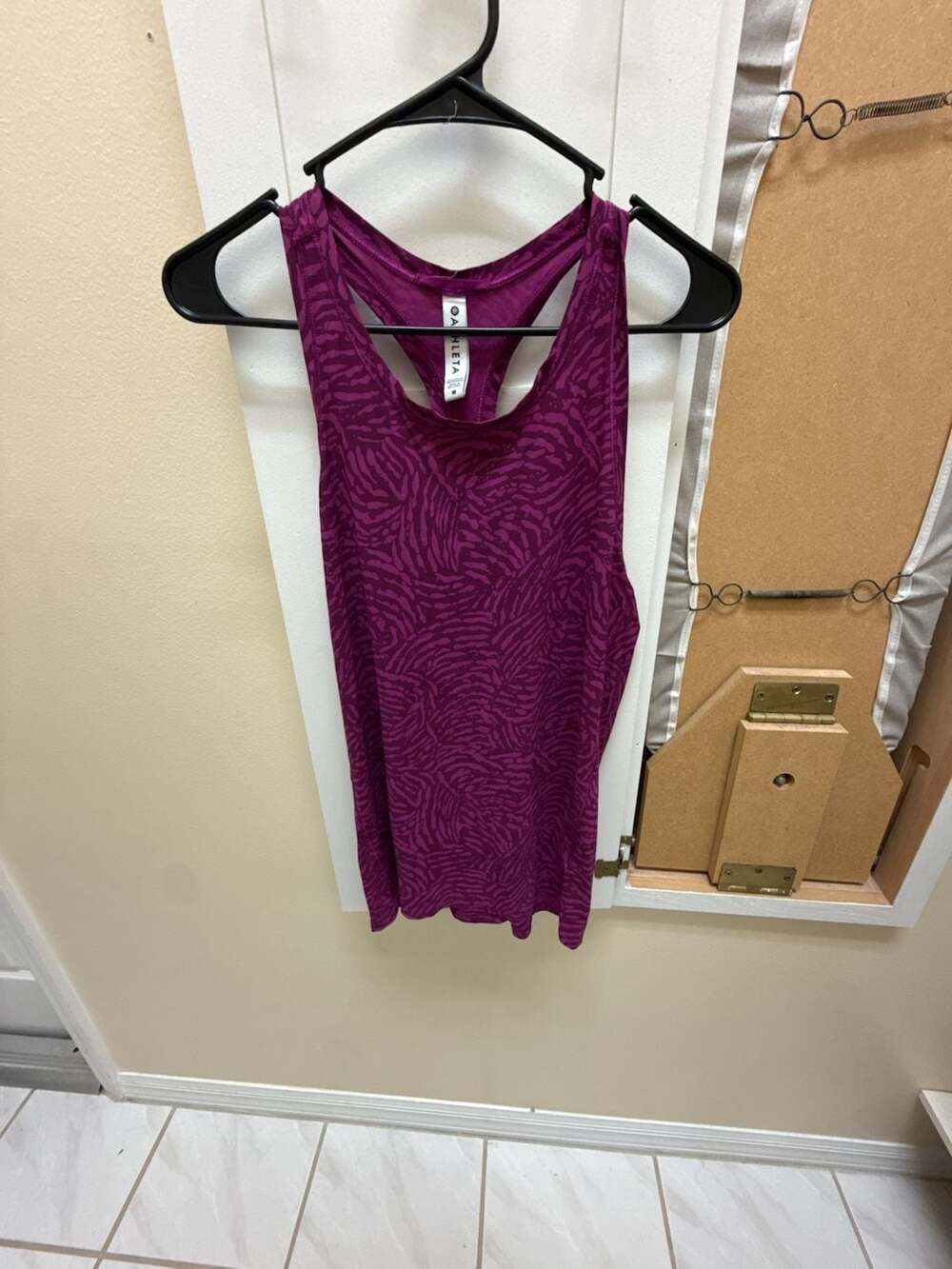 Athleta Racerback Tank Top Purple Animal Print Size M